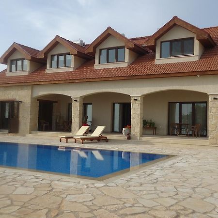 Petralona Apartment Agios Athanasios Oda fotoğraf