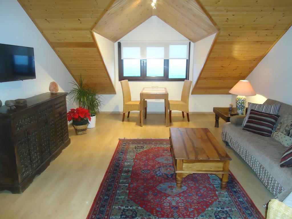 Petralona Apartment Agios Athanasios Dış mekan fotoğraf