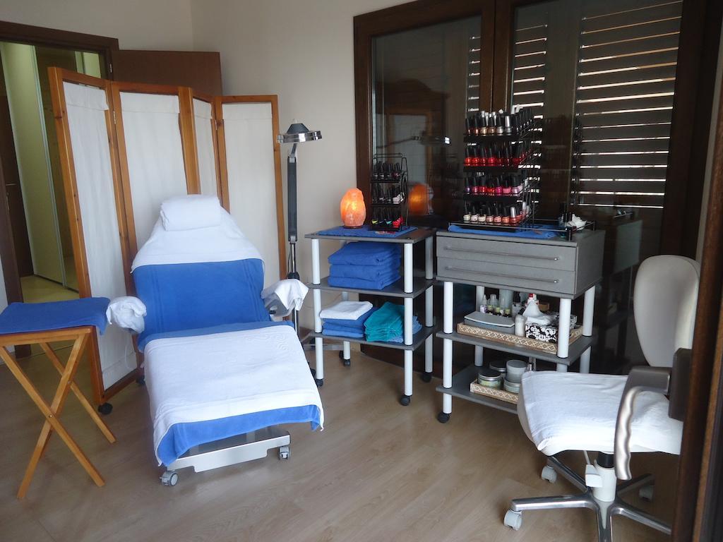 Petralona Apartment Agios Athanasios Dış mekan fotoğraf